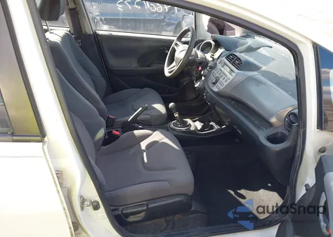 2009 Honda Fit z USA, uszkodzony, nr VIN JHMGE87299S037277